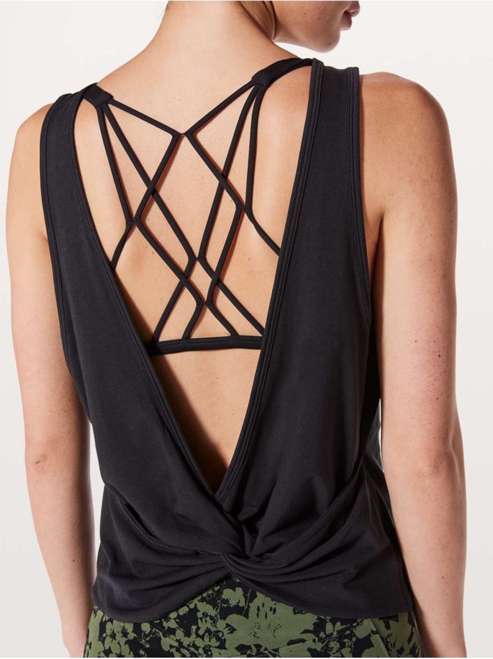 Lululemon Twist it tank top-Black 🖤